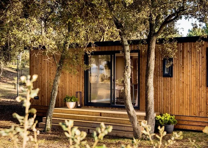 En Ou Mobil-home Chez Camp'in Pirellu Kemp Porto-Vecchio (Corsica)